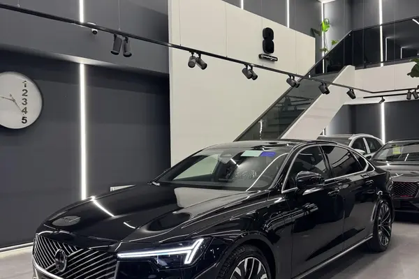 ولوو S90