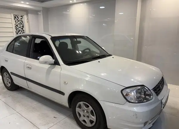 هیوندای ورنا