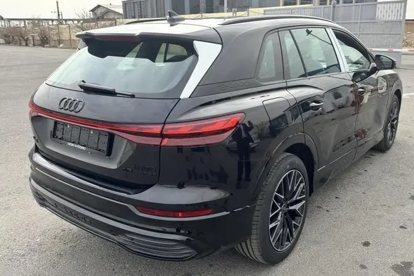 آئودی Q5 e-tron