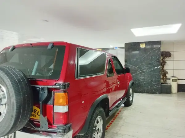 عکس نیسان پت فایندر