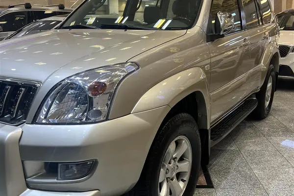 تویوتا پرادو  چهار در