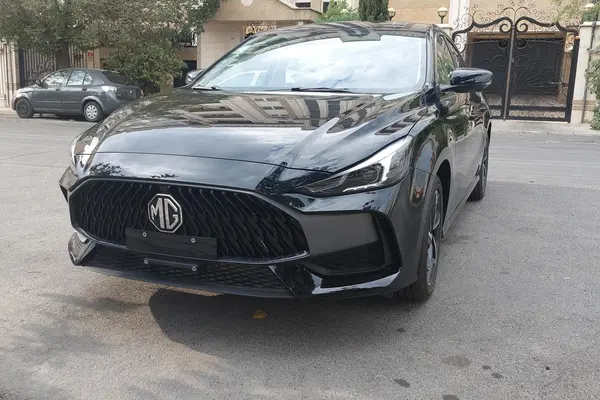 عکس ام جی GT