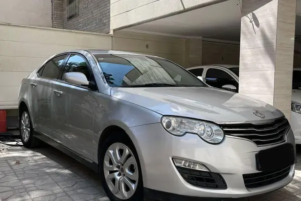 عکس ام جی 550