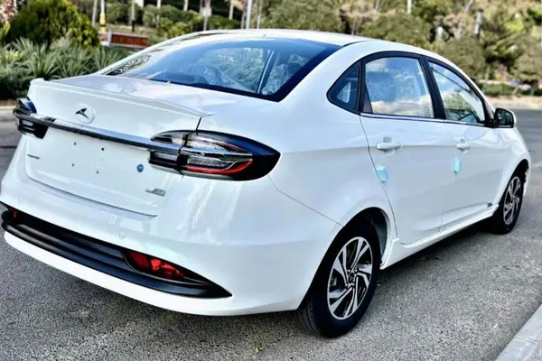 کی ام سی ایگل