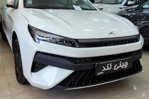 کی ام سی J7