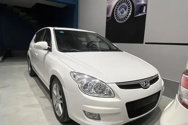هیوندای i30