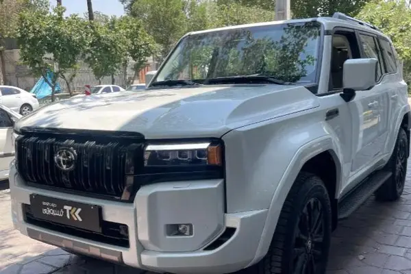 تویوتا پرادو  چهار در