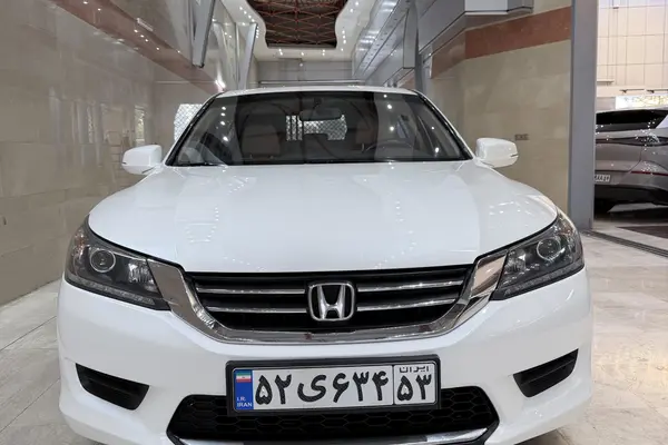 عکس هوندا آکورد