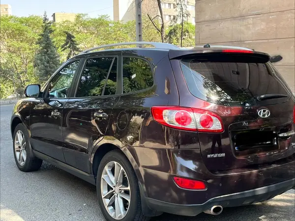 عکس هیوندای سانتافه