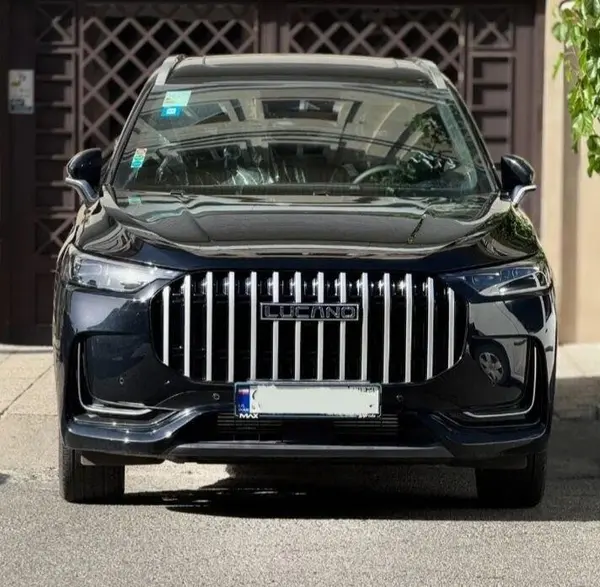 لوکانو L8
