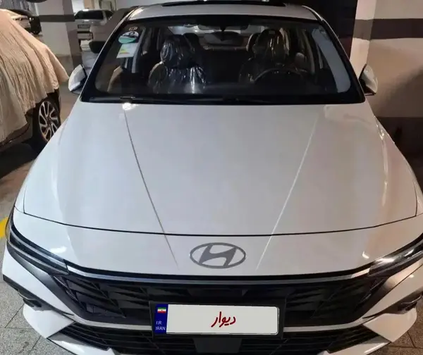 هیوندای النترا