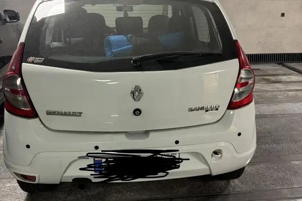 رنو ساندرو