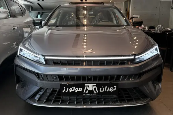 کی ام سی J7