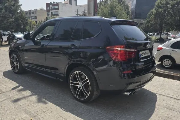 بی ام و X3