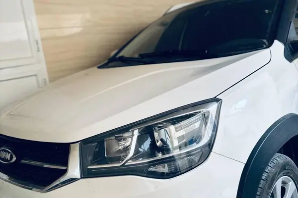 عکس ام وی ام X22