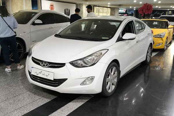 هیوندای النترا