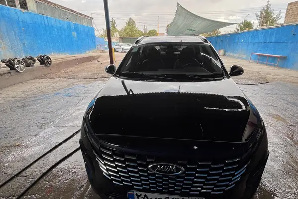 ام وی ام X33 کراس