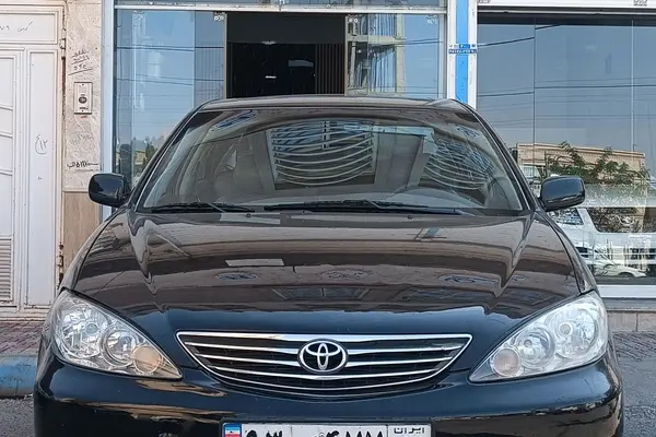 تویوتا کمری