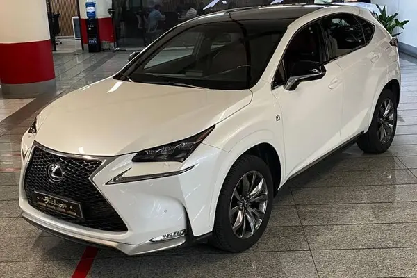 عکس لکسوس NX