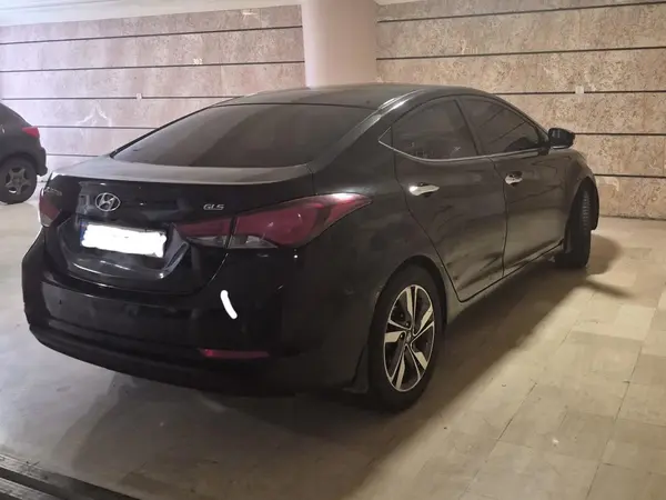 هیوندای النترا