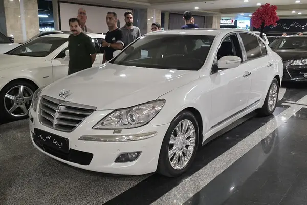 هیوندای جنسیس