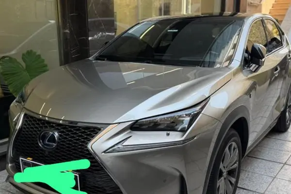 عکس لکسوس NX هیبرید