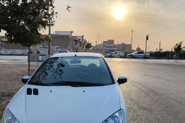 پژو 206