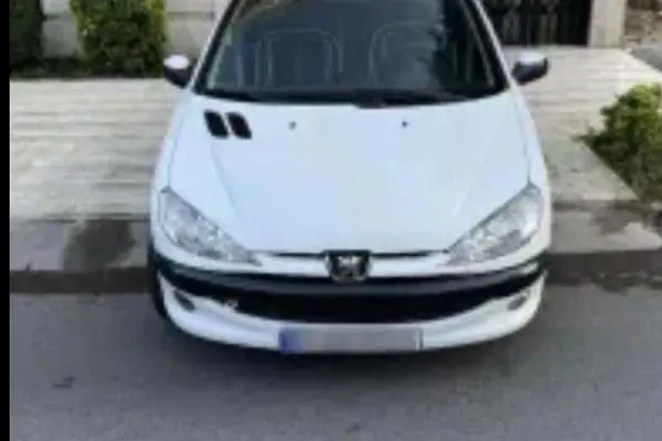 پژو 206