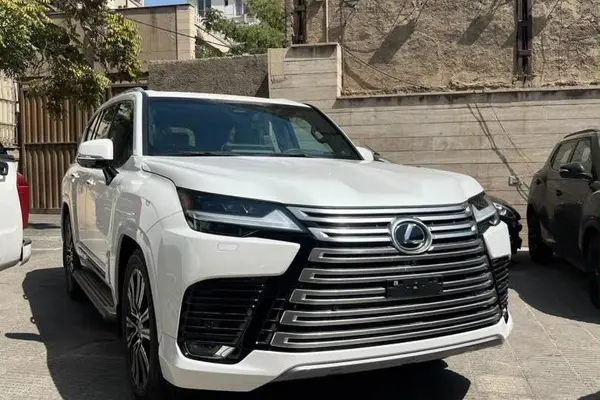 لکسوس LX