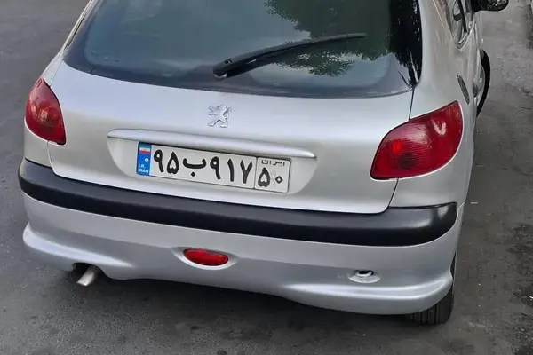 پژو 206
