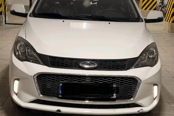 ام وی ام 315هاچ بک