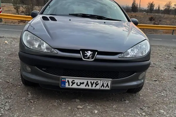 پژو 206
