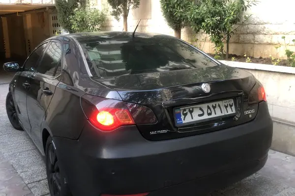 عکس ام جی 550