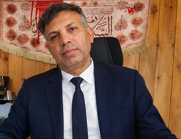 مدیر نمایشگاه گالری حسنی