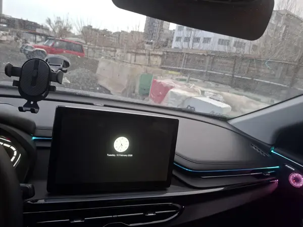 عکس کی ام سی X5