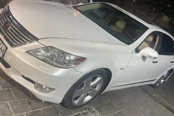 لکسوس LS