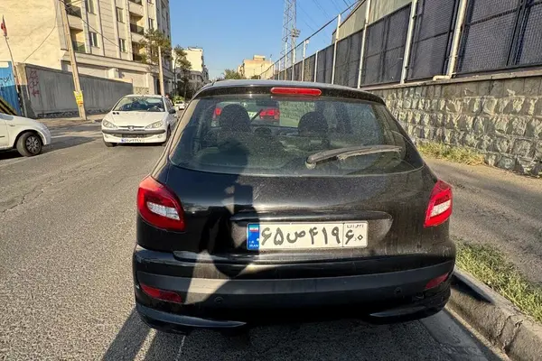 پژو 206