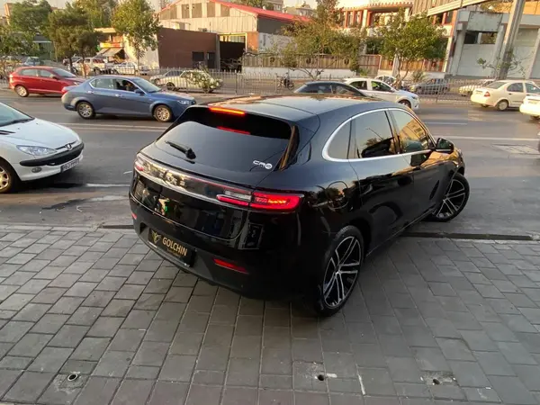 ایرس HM5 EREV