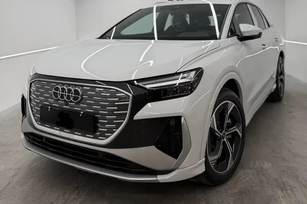 آئودی Q4 e-tron