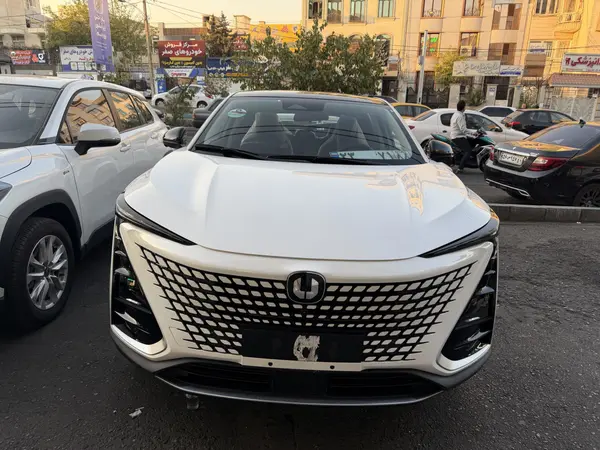 چانگان UNI-T