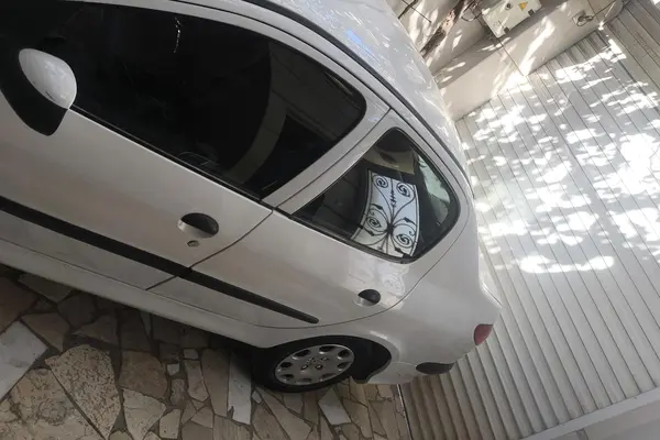 پژو 206 SD