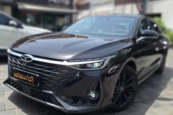 فونیکس آریزو 8 (Z8)