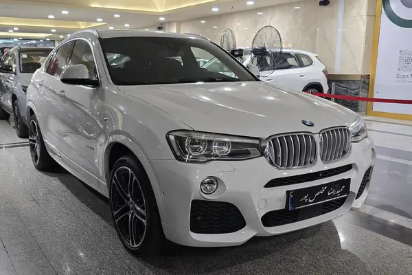 بی ام و X4