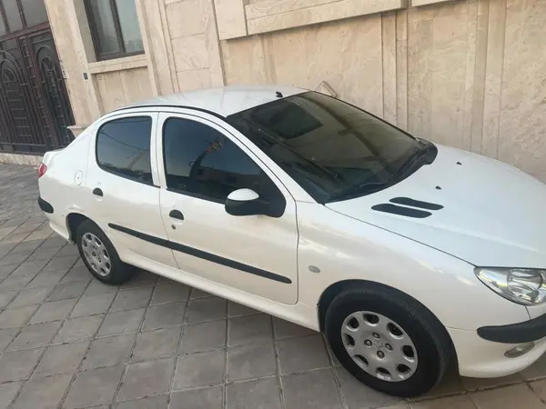 پژو 206