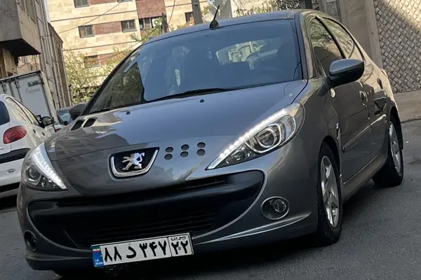 پژو 207