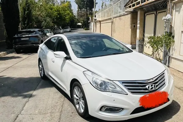 هیوندای آزرا (گرنجور)