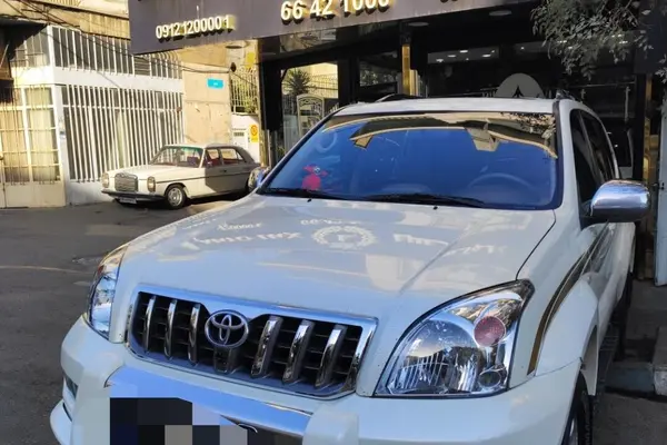 تویوتا پرادو  چهار در
