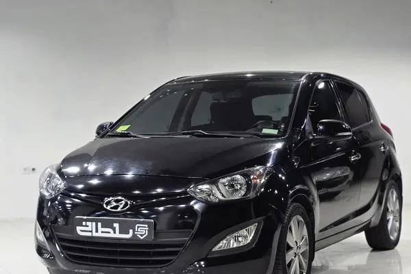 هیوندای i20