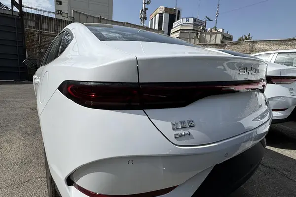بی وای دی چین پلاس DMi