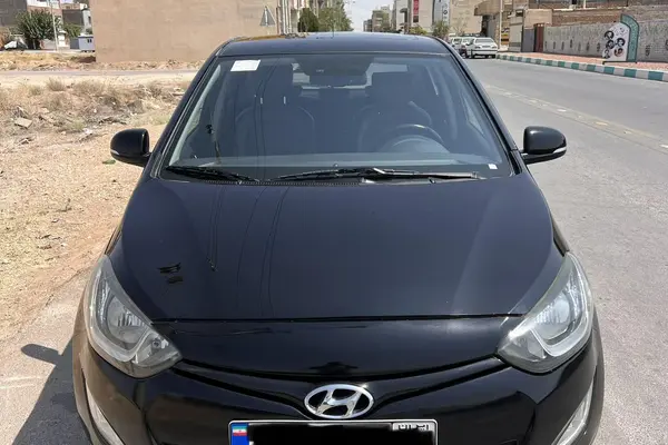 عکس هیوندای i20